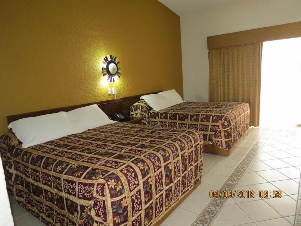 Hotel Mision Santa Maria San Quintin Exterior foto
